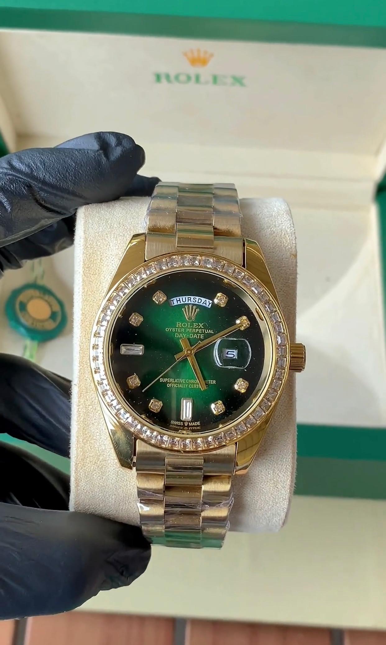 Rol-ex gold 4661