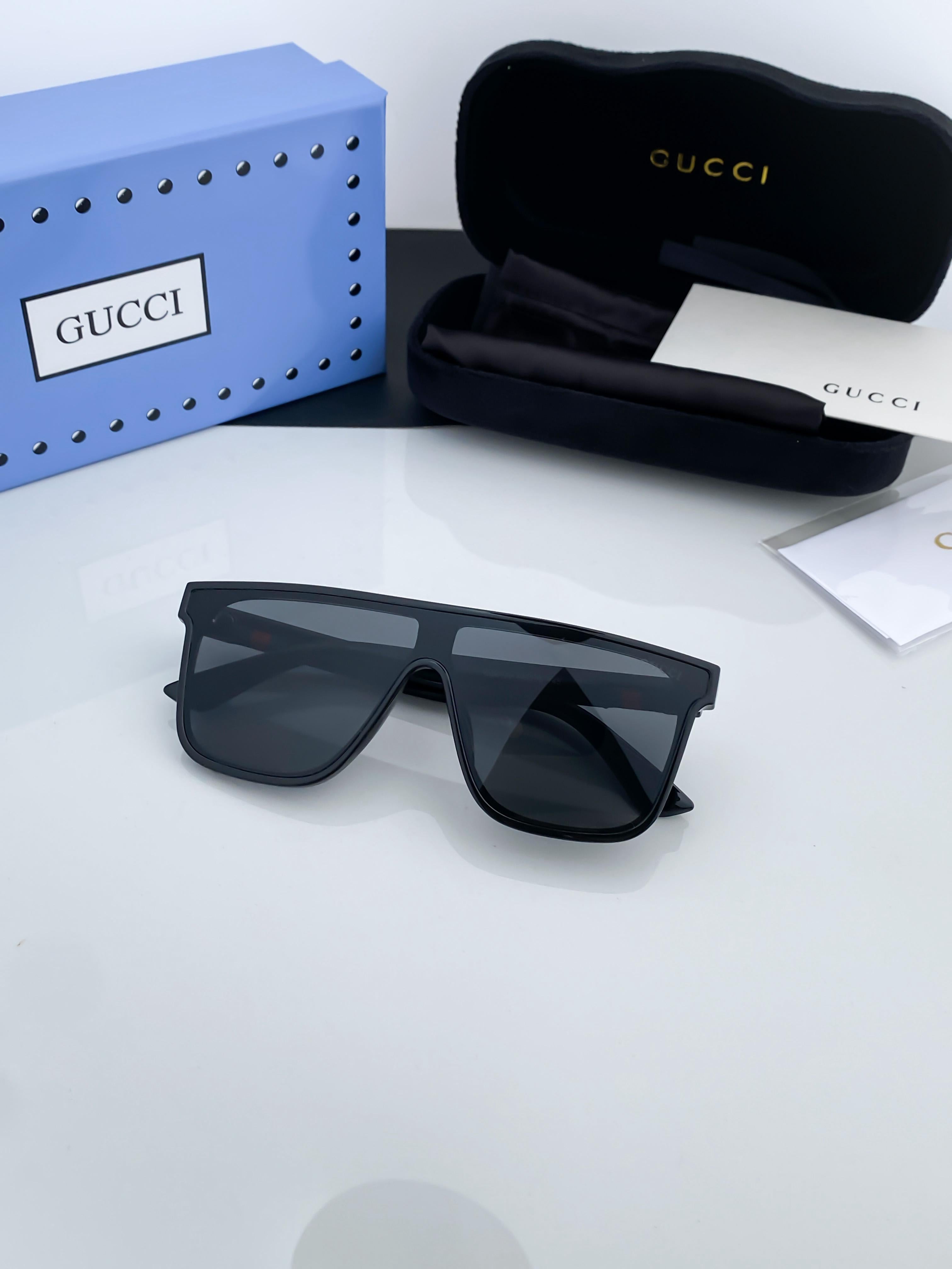 Gucc_i Sunglass 852