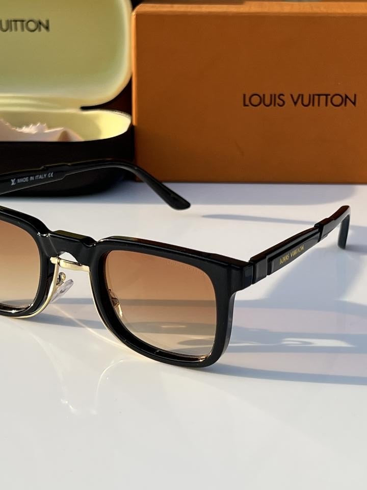 Louis Vuitton 1008 Black Peach