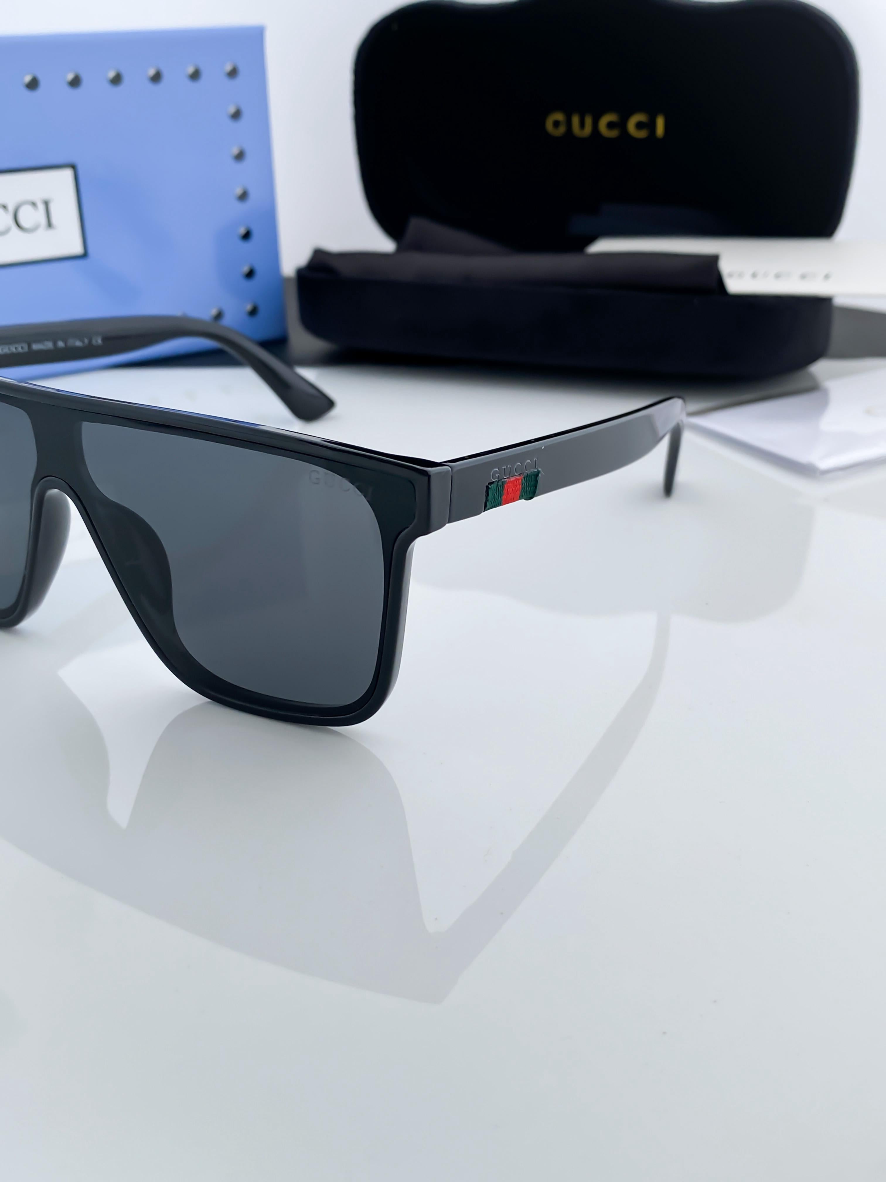 Gucc_i Sunglass 852