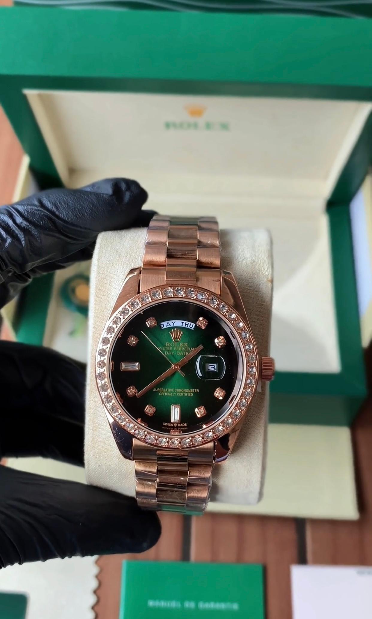 Rol-ex rose gold 4600