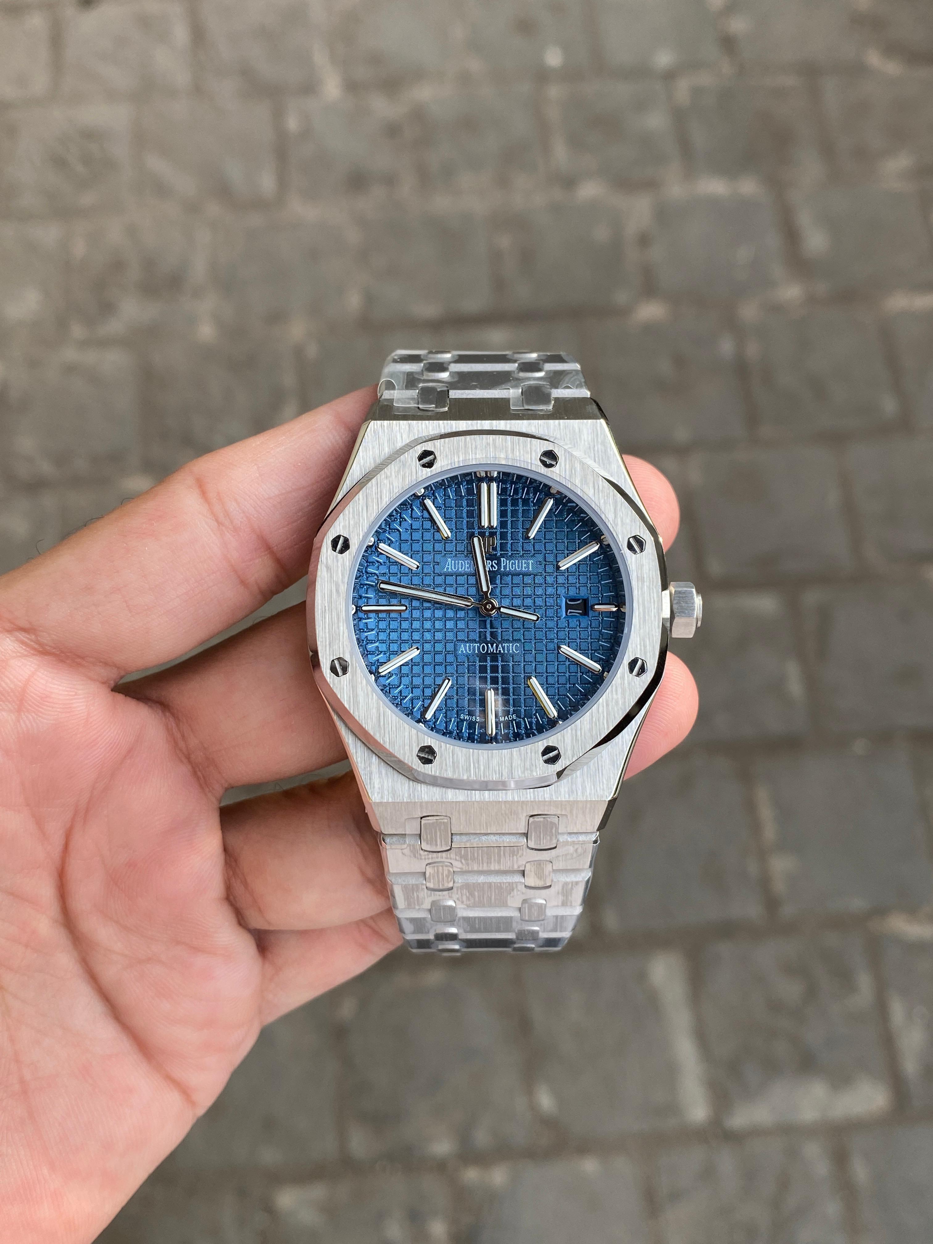 Audema-rs Pigue-t Watch  9010